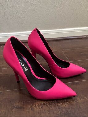 ALDO Women's Bright Pink Pointed Toe Pumps